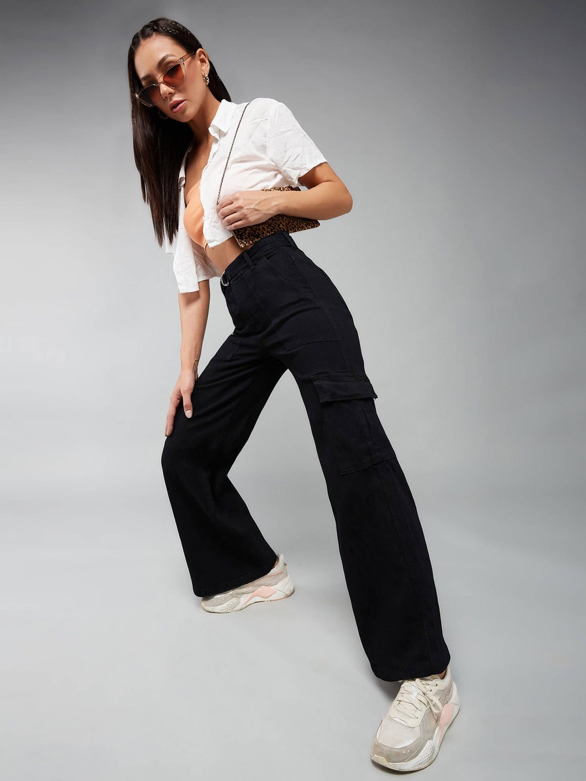 Women's Blue Solid Regular Fit Jeans | ST23 - view 19
