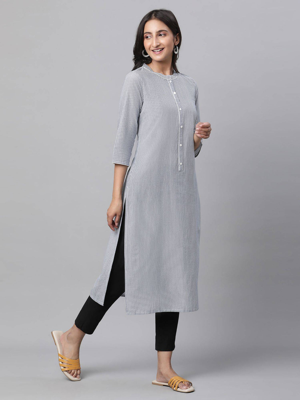 Women White Printed Three Fourth Sleeves Mandarin Neck Kurta | U3S - view 5