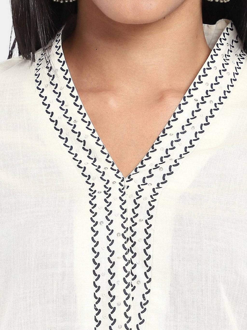 Off White Regular Fit Printed Kurta | U3S - view 3