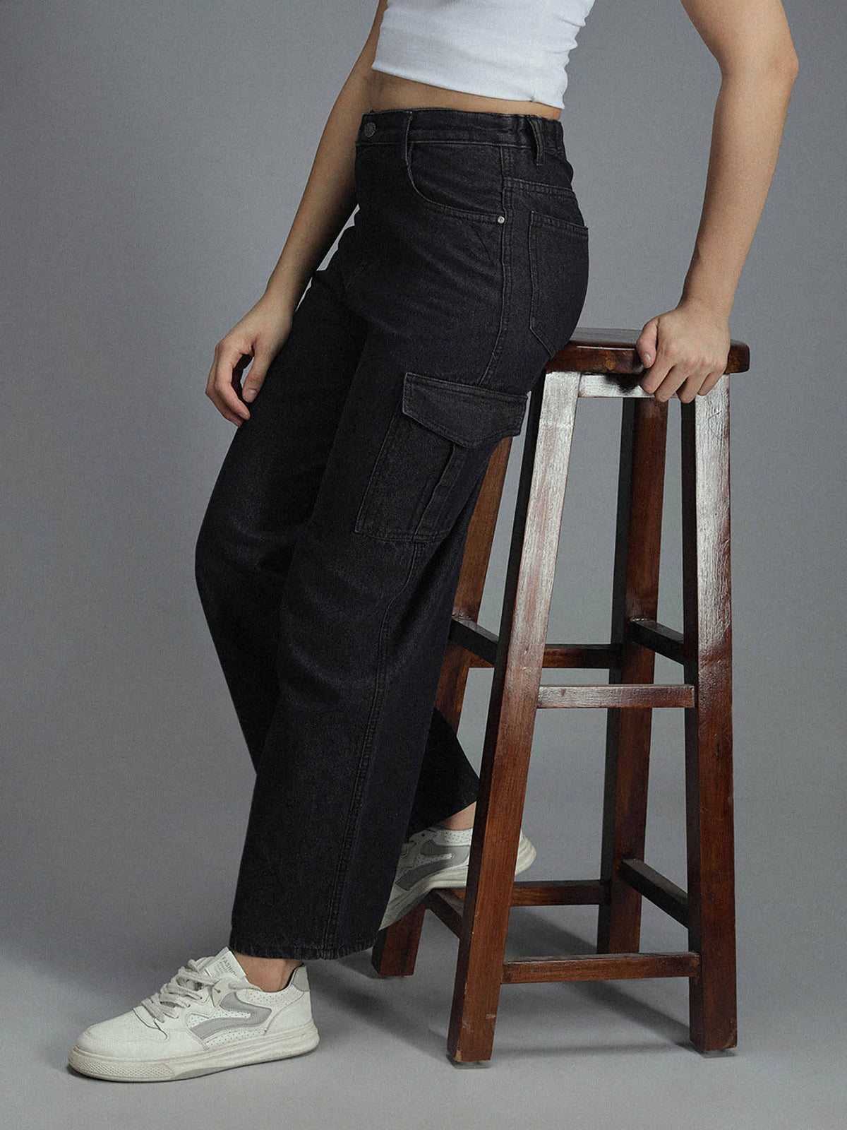 Women 90's Baggy Stretchable Distress Cargo Jeans | BG78 - view 2