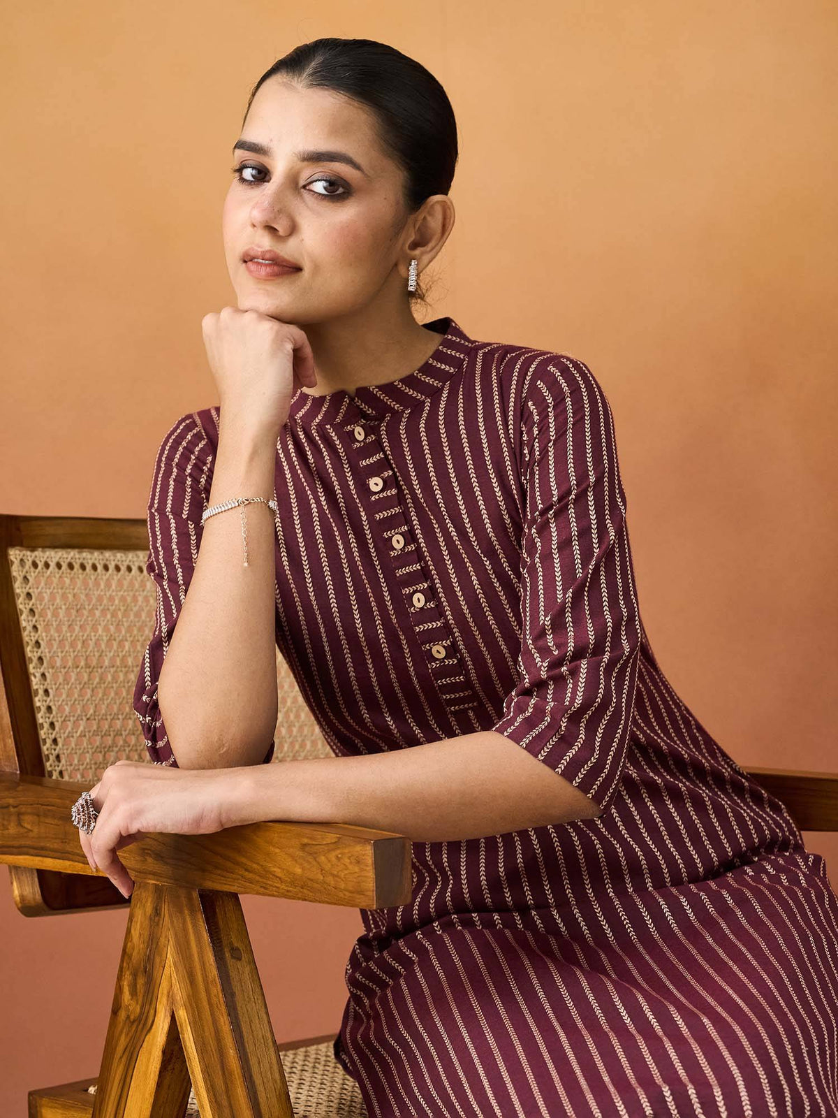 Navy Blue Stripes Regular Kurta | U3S - view 17