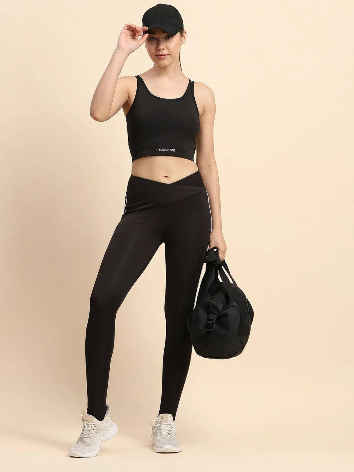 Black Solid Regular Sports Bra | sb09 - view 5
