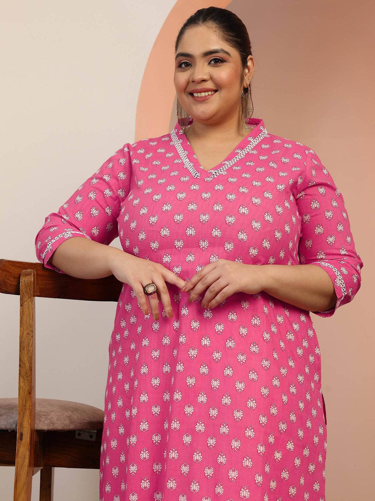 Plus Size Women Plus Size Women Cotton Blue V-Neck Kurta | KDG - view 9