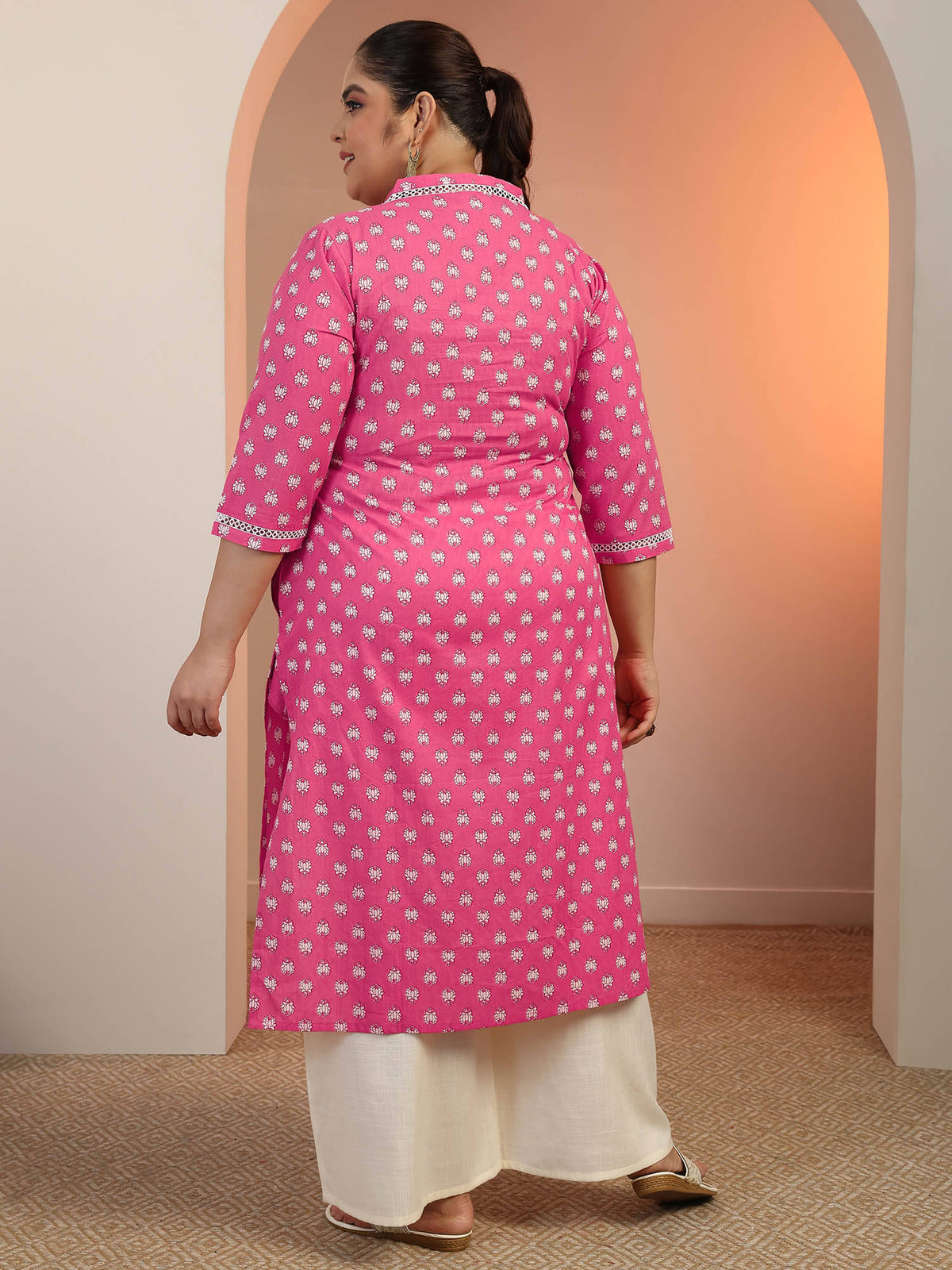 Plus Size Women Plus Size Women Cotton Blue V-Neck Kurta | FY93 - view 11