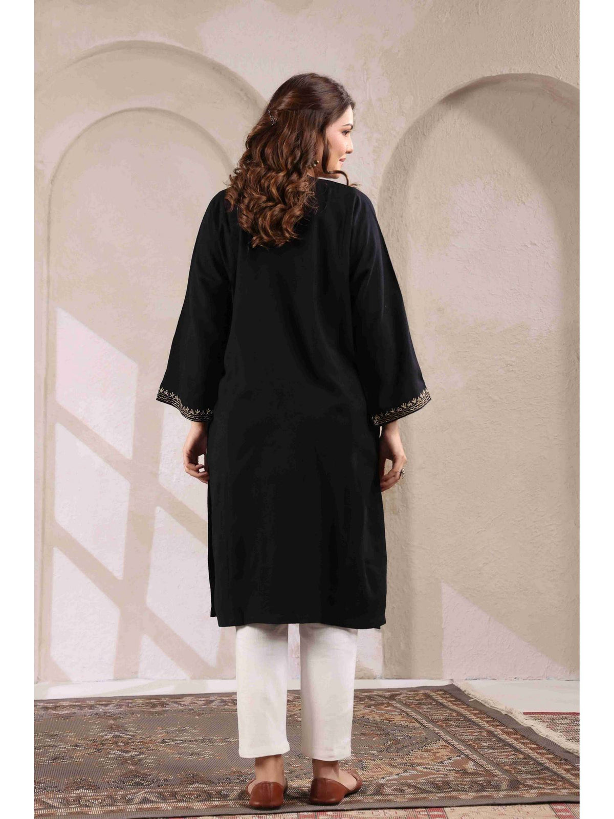 Brown Zari Embroidery Kashmiri Pheran Kurta | U3S - view 31