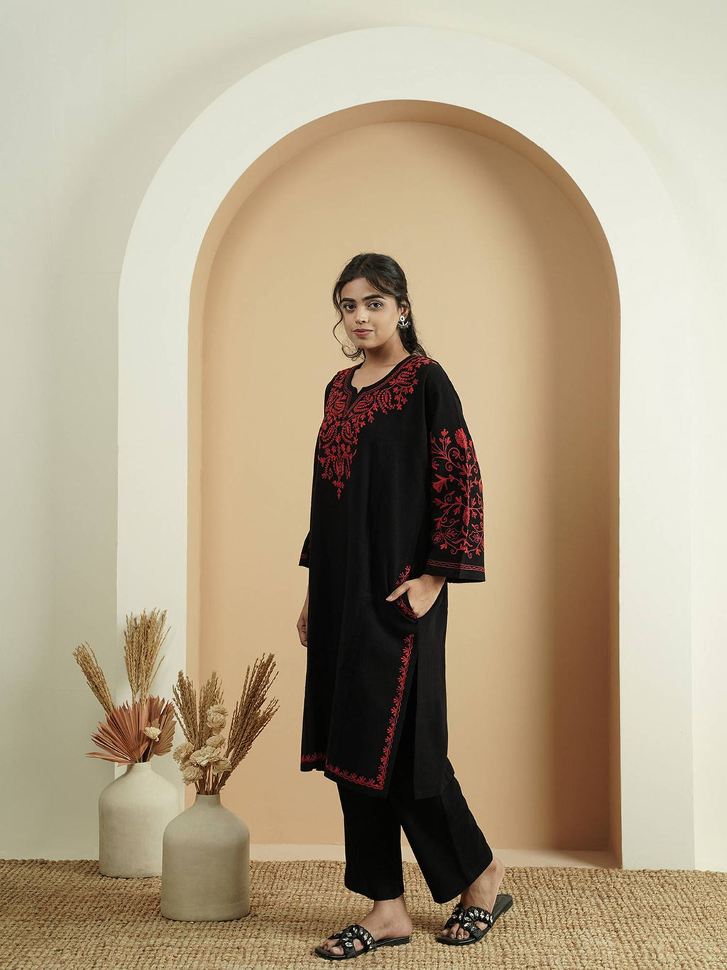 Floral Black Aari Embroidery Kashmiri Pheran Kurta | KDG - view 5