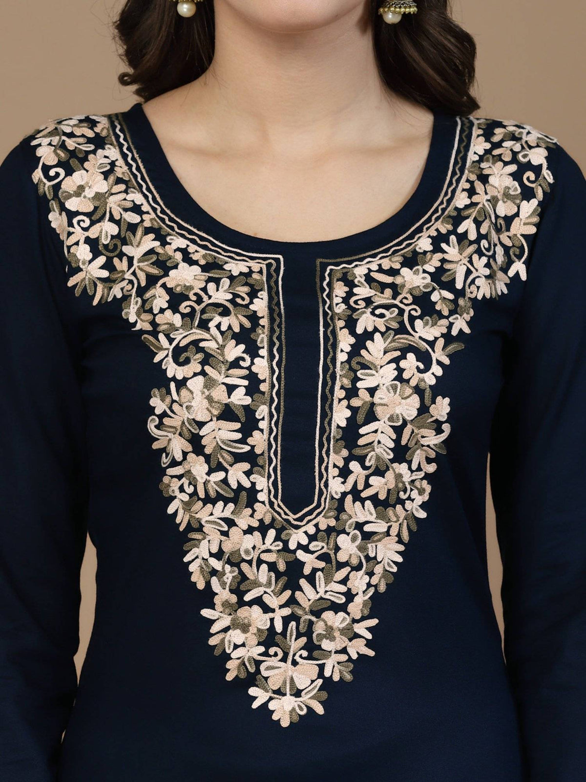 Women Floral Kashmiri Aari Embroidered Viscose Rayon Slim Fit Kurta | U3S - view 7