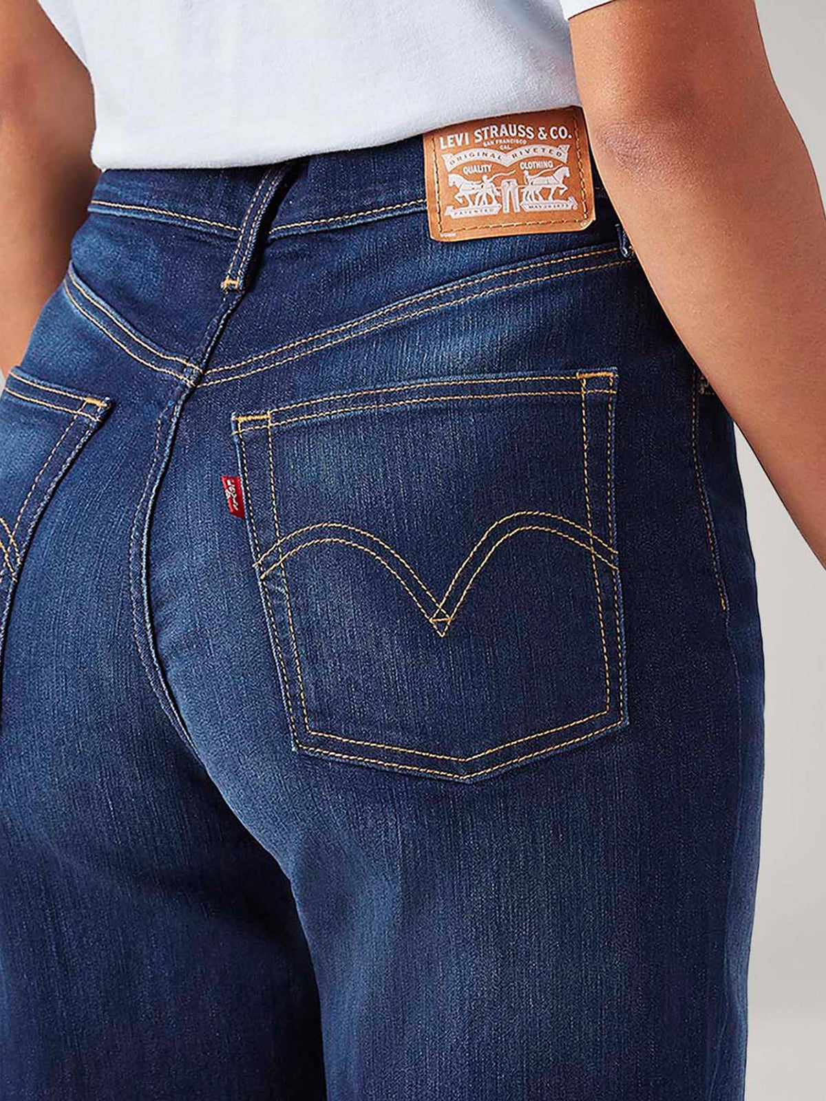 Women Dark-Blue Comfortable Fit Mid Rise Jeans | RF89 - view 2