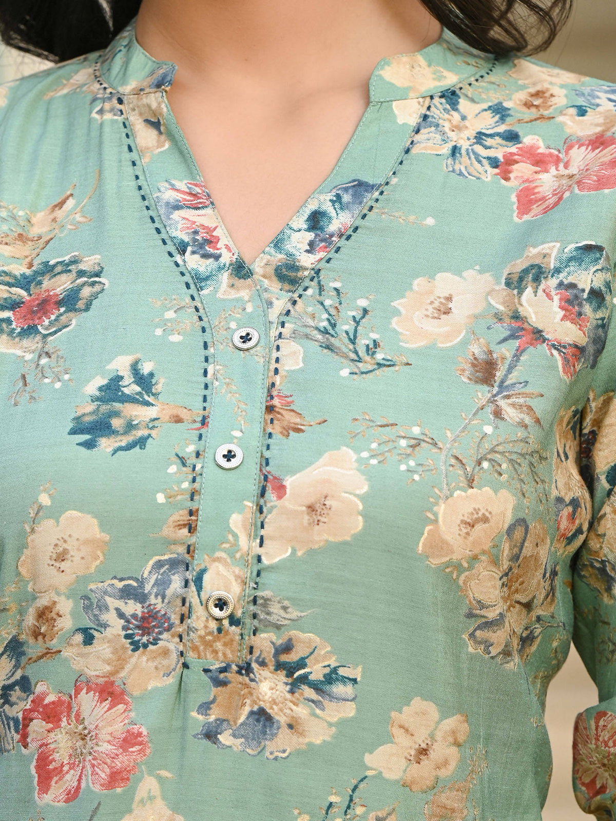 Women Sage Green Printed Floral Kurta | FY93 - view 2
