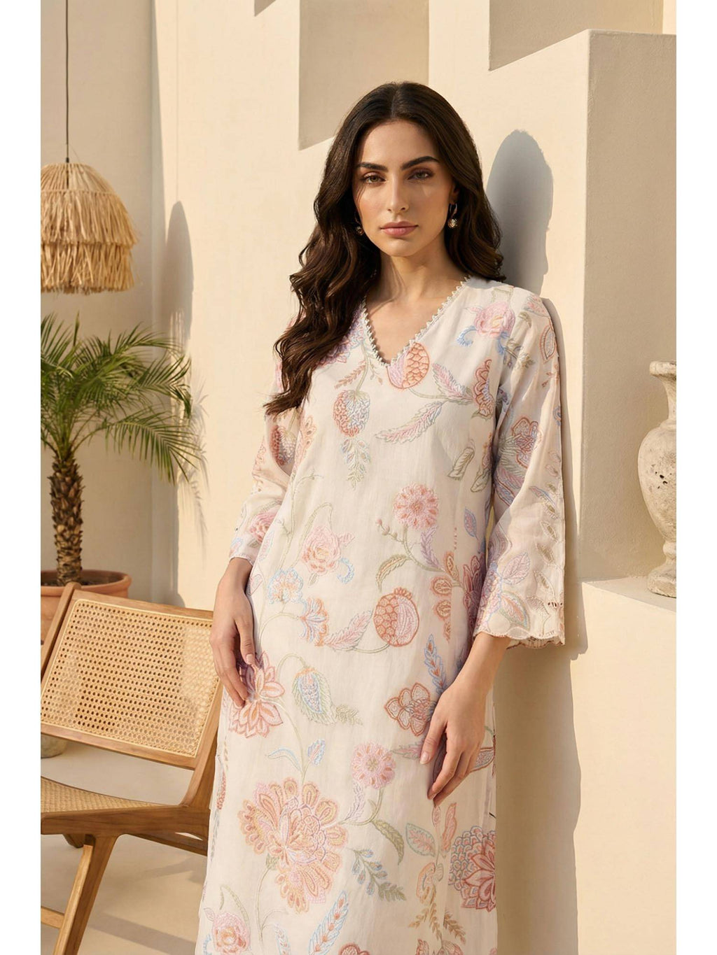 Off-White Schiffilyfloral Straight Kurta | KDG - view 2
