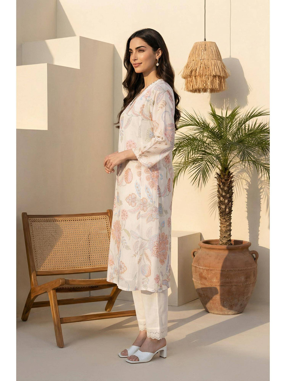 Off-White Schiffilyfloral Straight Kurta | KDG - view 4