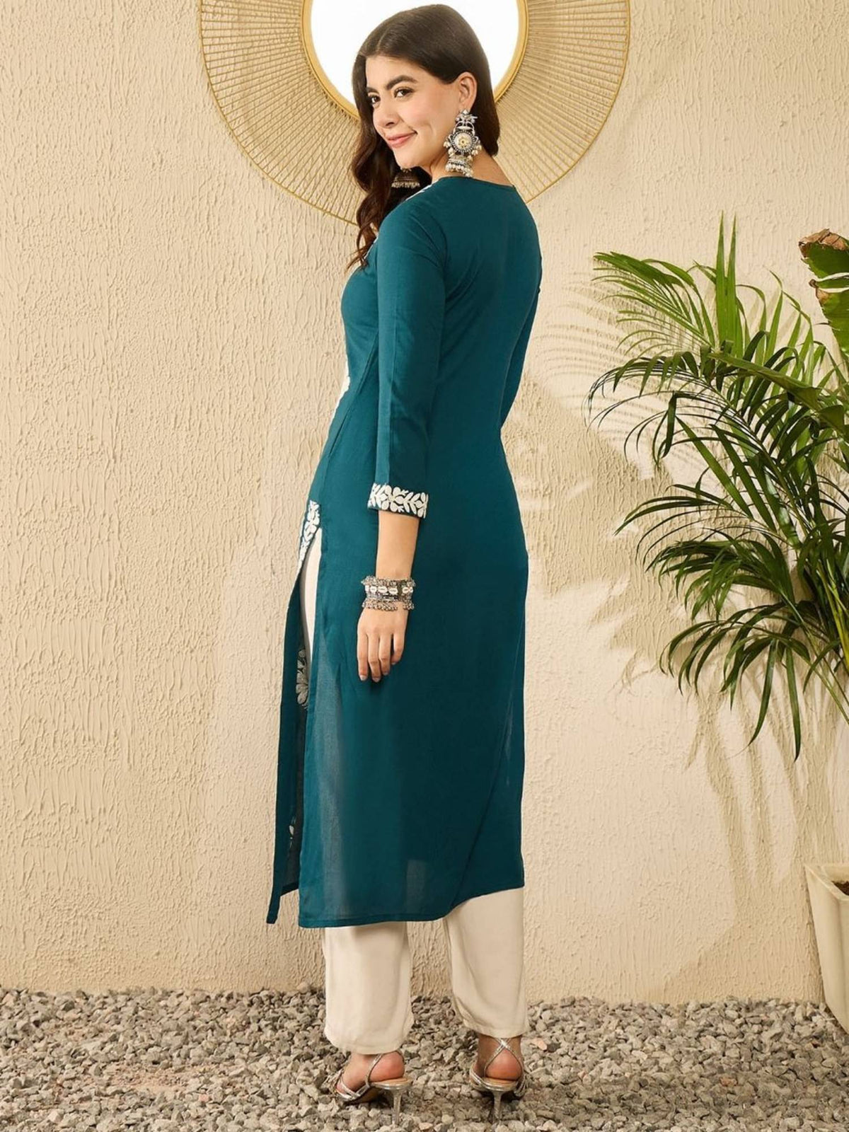Women Red Viscose Rayon Embroidered Straight Kurta | KDG - view 11