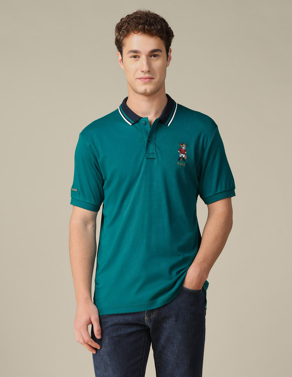 Solid Regular Fit Polo Shirt USP0