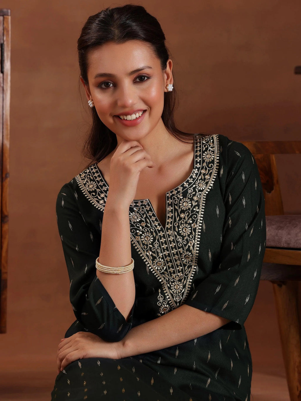 Gerua Green Woven Design Cotton Blend Straight Kurta