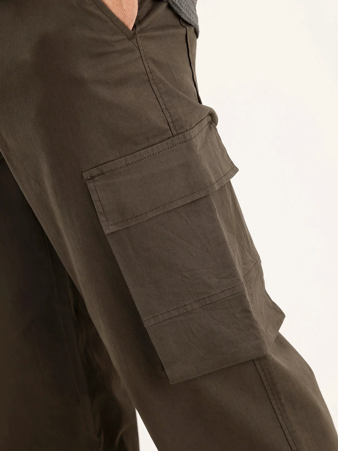 Loose Fit Cargo Trouser | Olive