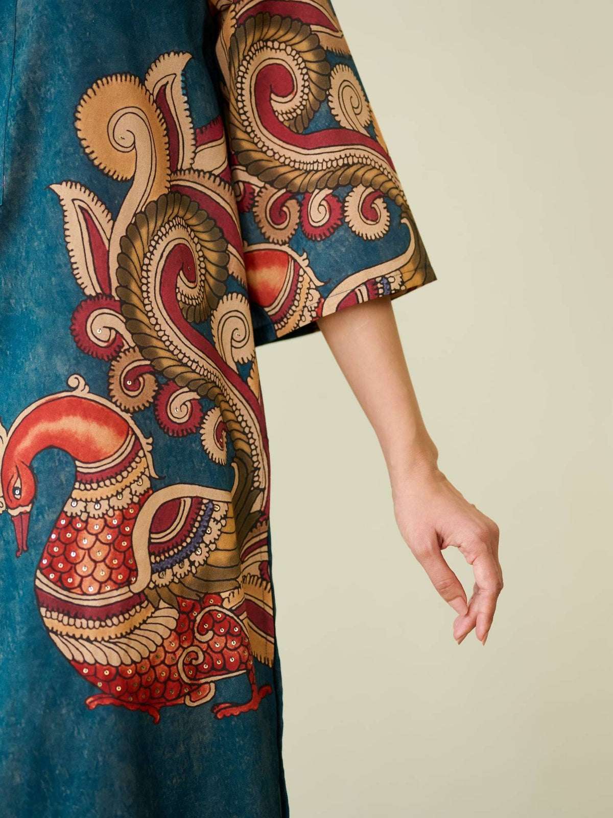 Green Embellished/Sequined Regular Kurta | KDG - view 17