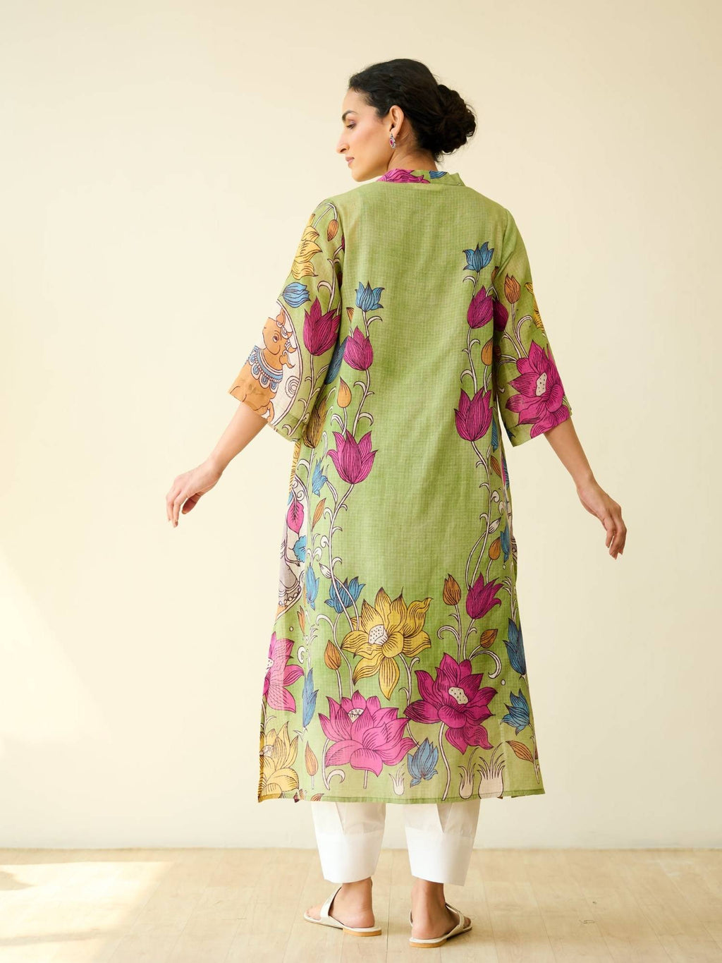 Black Embellished/Sequined Regular Kurta | KDG - view 21
