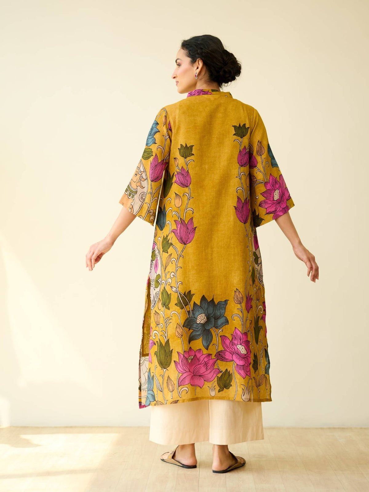 Black Embellished/Sequined Regular Kurta | KDG - view 39