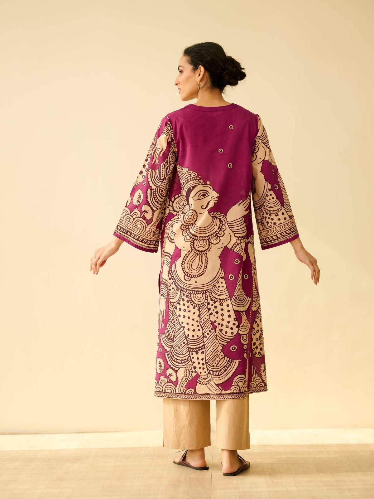 Black Embellished/Sequined Regular Kurta | KDG - view 17