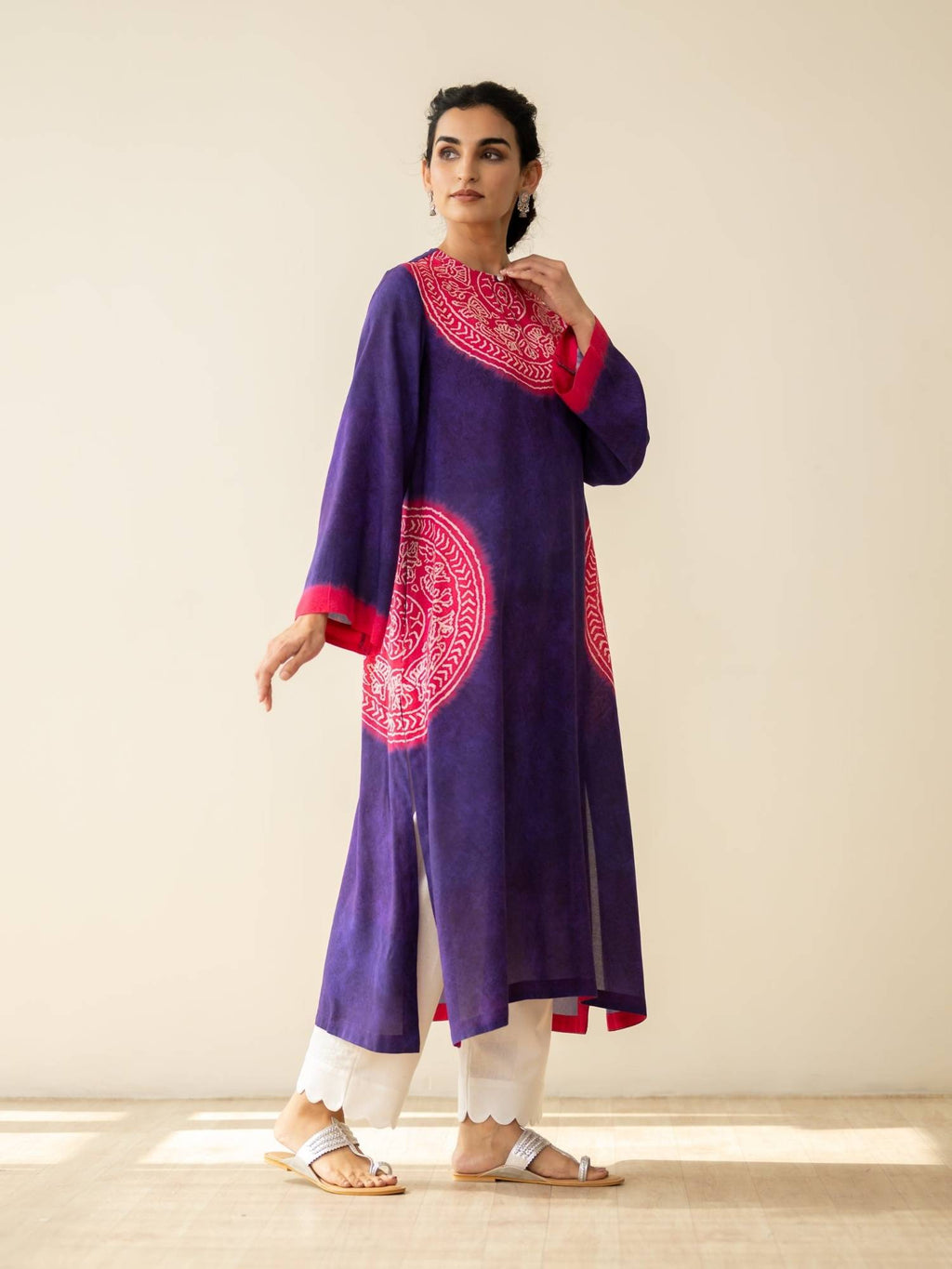 Green Embellished/Sequined Regular Kurta | KDG - view 13
