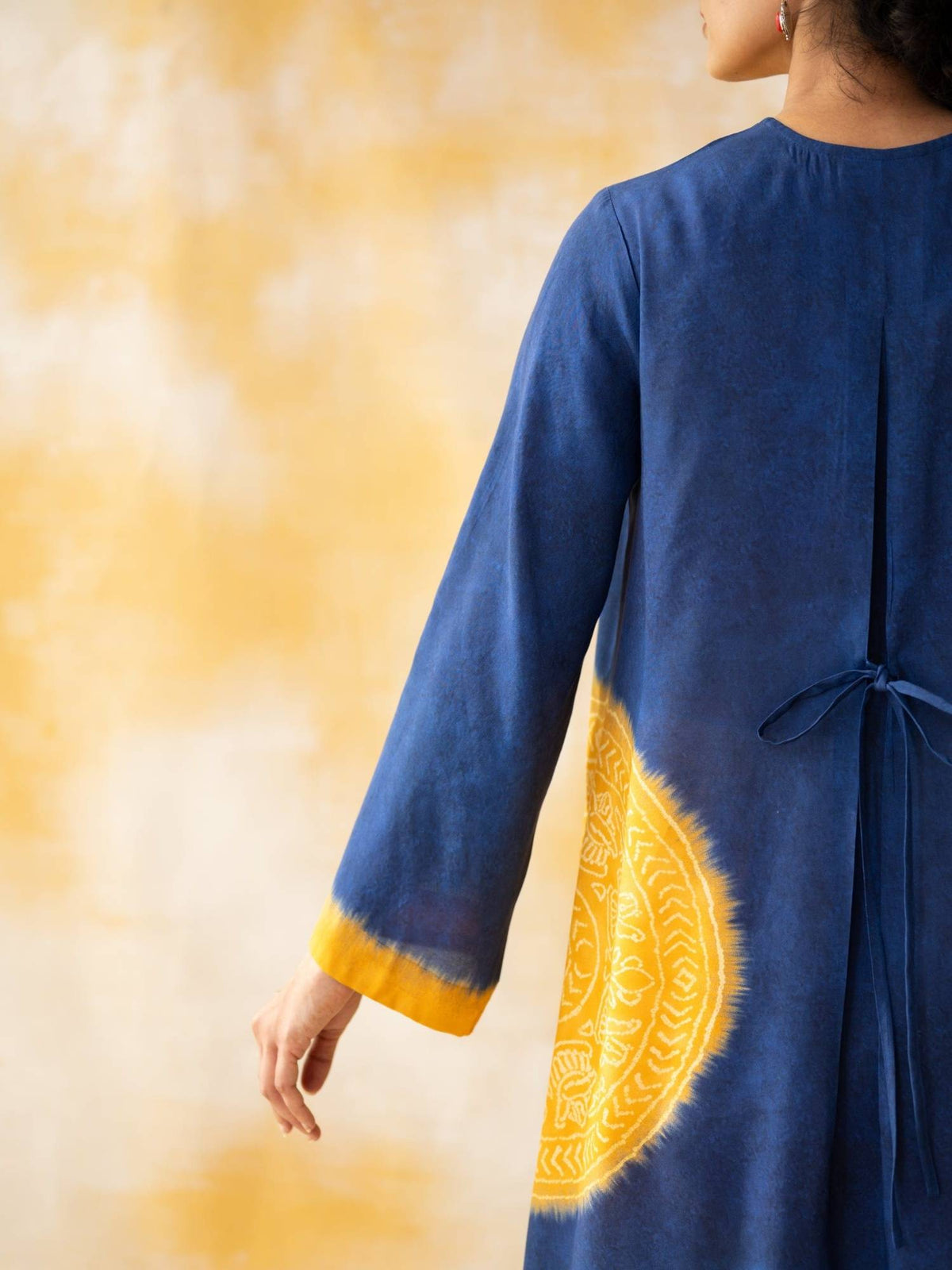 Green Embellished/Sequined Regular Kurta | KDG - view 24