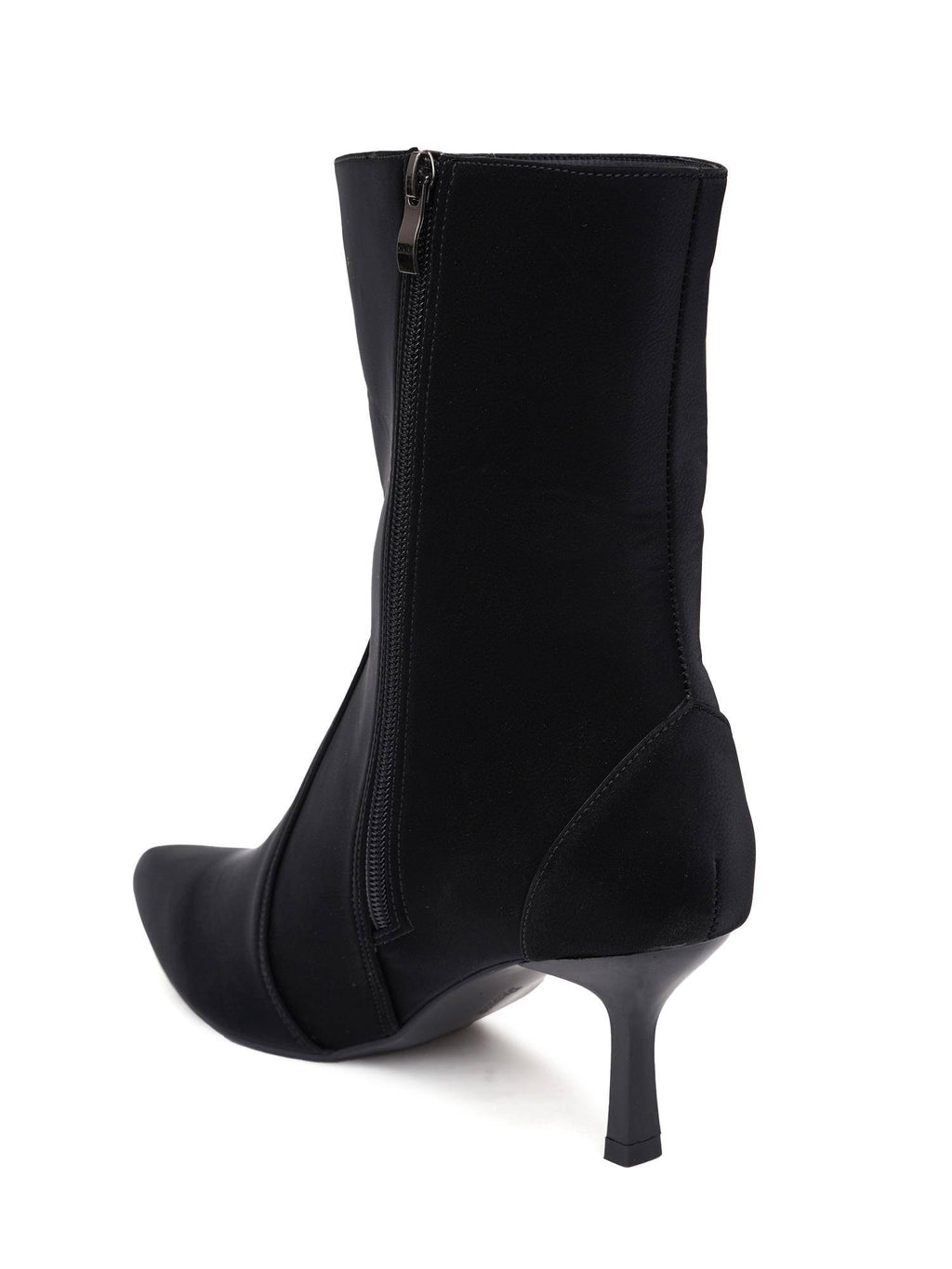 Women Black Solid Casual Boots | BT61 - view 3
