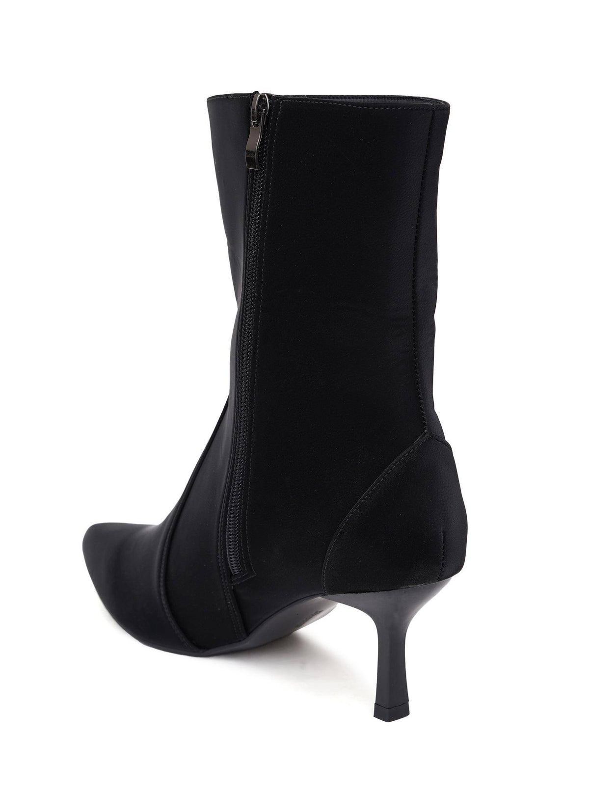 Women Black Solid Casual Boots | BT61 - view 3