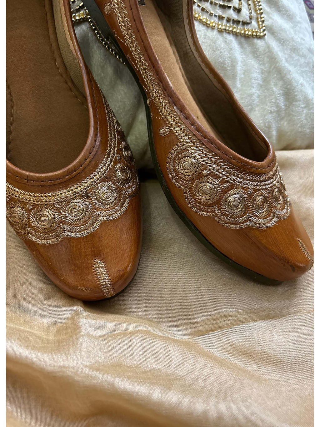 Tan Polish New-1 Juttis | F61 - view 2