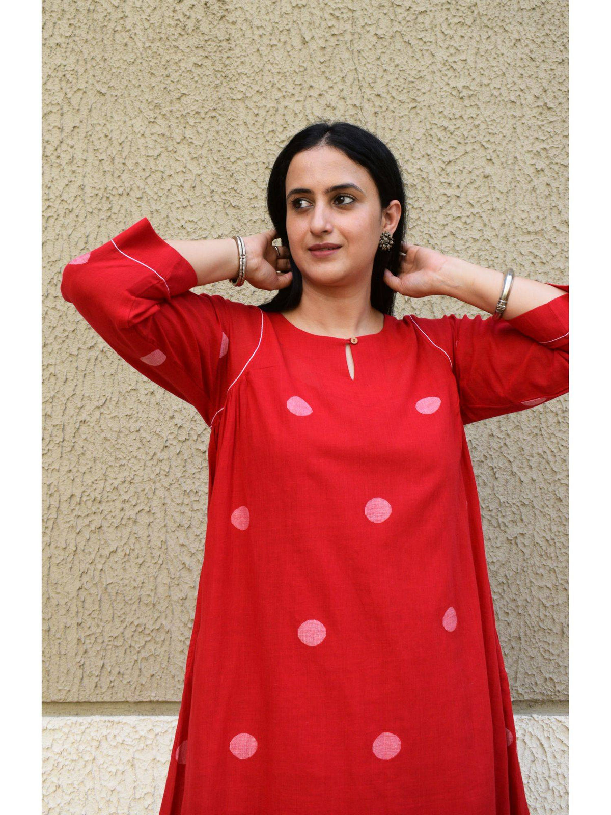 Red Polka Dot Jamdani Kurta With Side Gathers (Set of 2) | FY93 - view 5