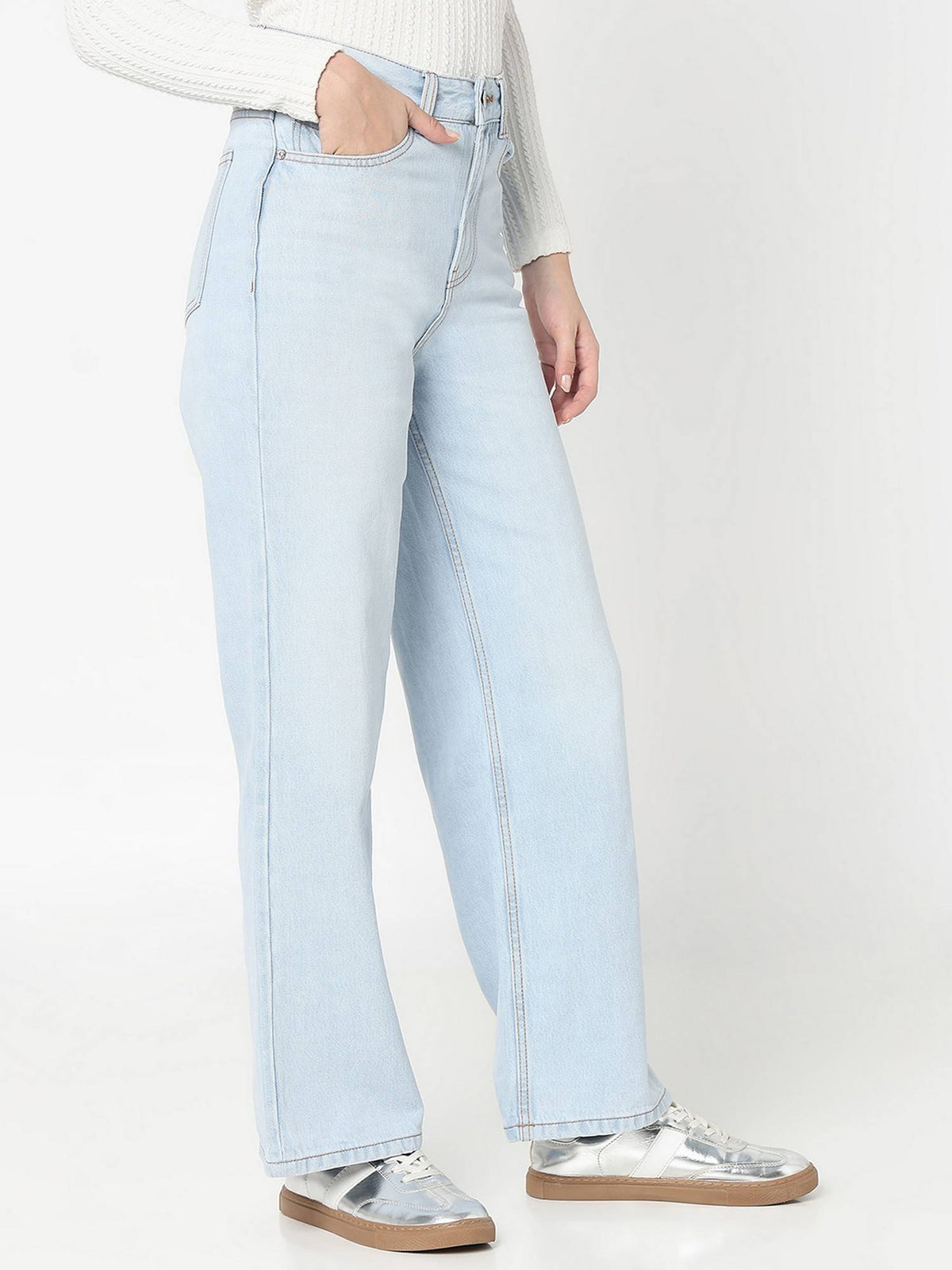 Women Blue Denim Solid Straight Leg Mid Waist Jeans | RF89 - view 4