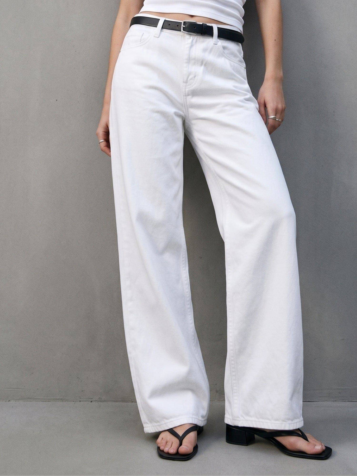 White Mid Rise Straight Fit Denim Jeans | ST23 - view 1