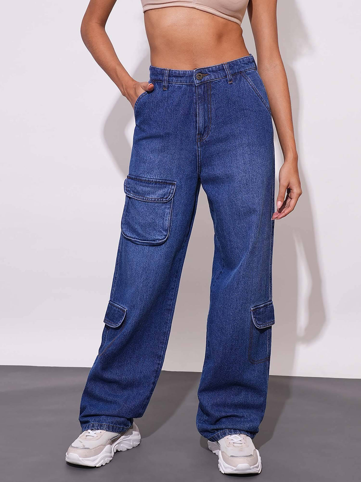 Women Med Blue Straight Fit Mid-Rise Clean Look Heavy Fade Cotton Cargo Style Jeans | BG78 - view 2