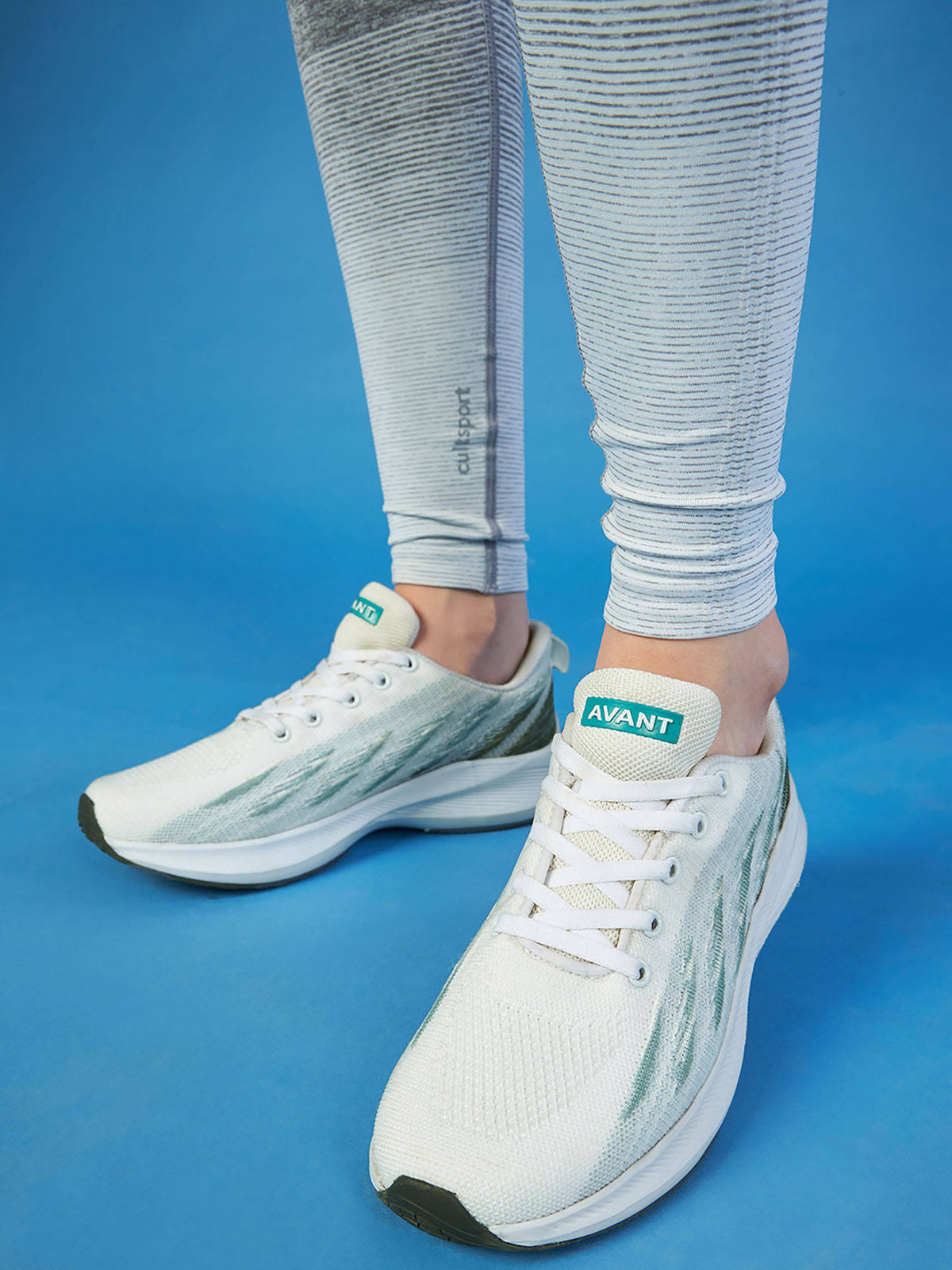 Womens Ariel Running Shoes - White | SH9 - view 1