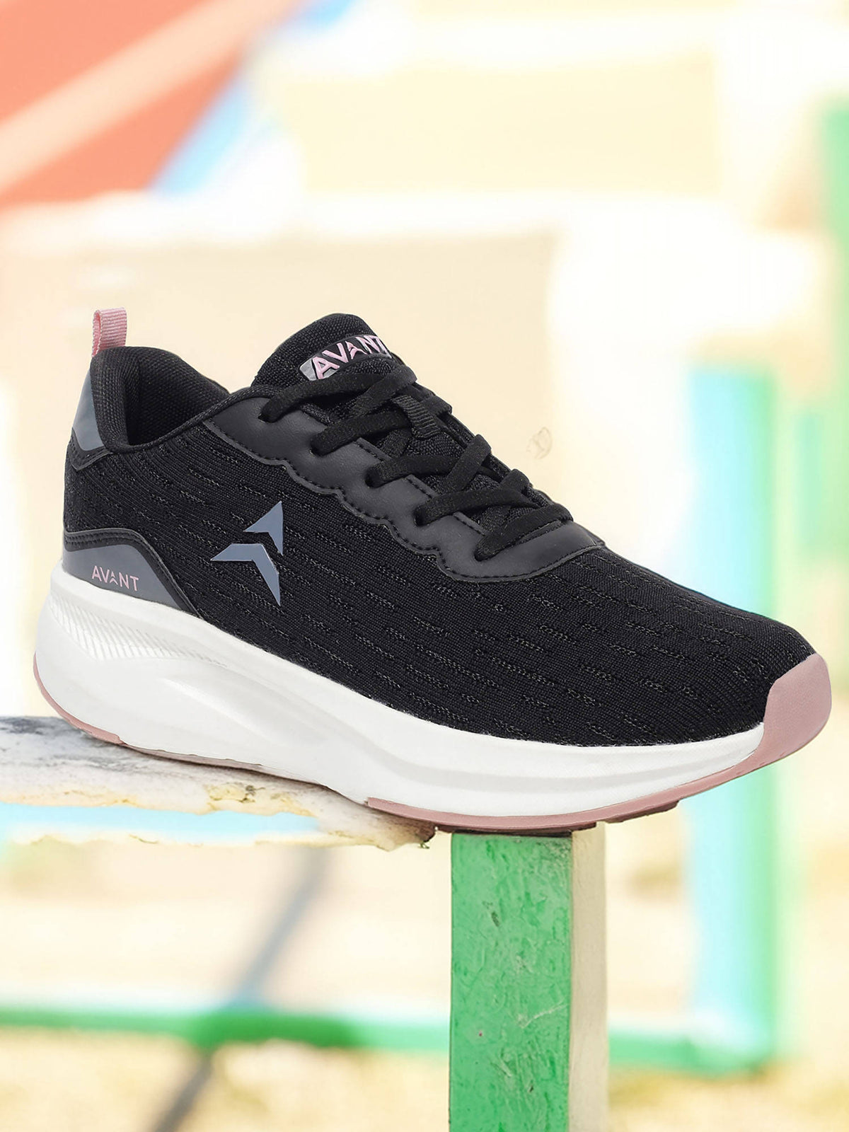Womens Aura Running Shoes - Black | SH9 - view 1