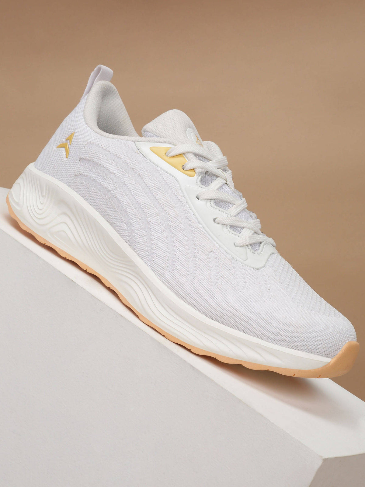 Womens Zova Running Shoes - White | SH9 - view 1