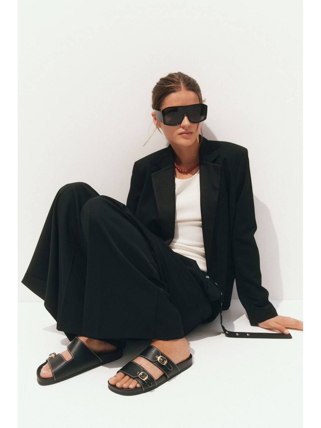 Women Black Sandals | SD89 - view 2