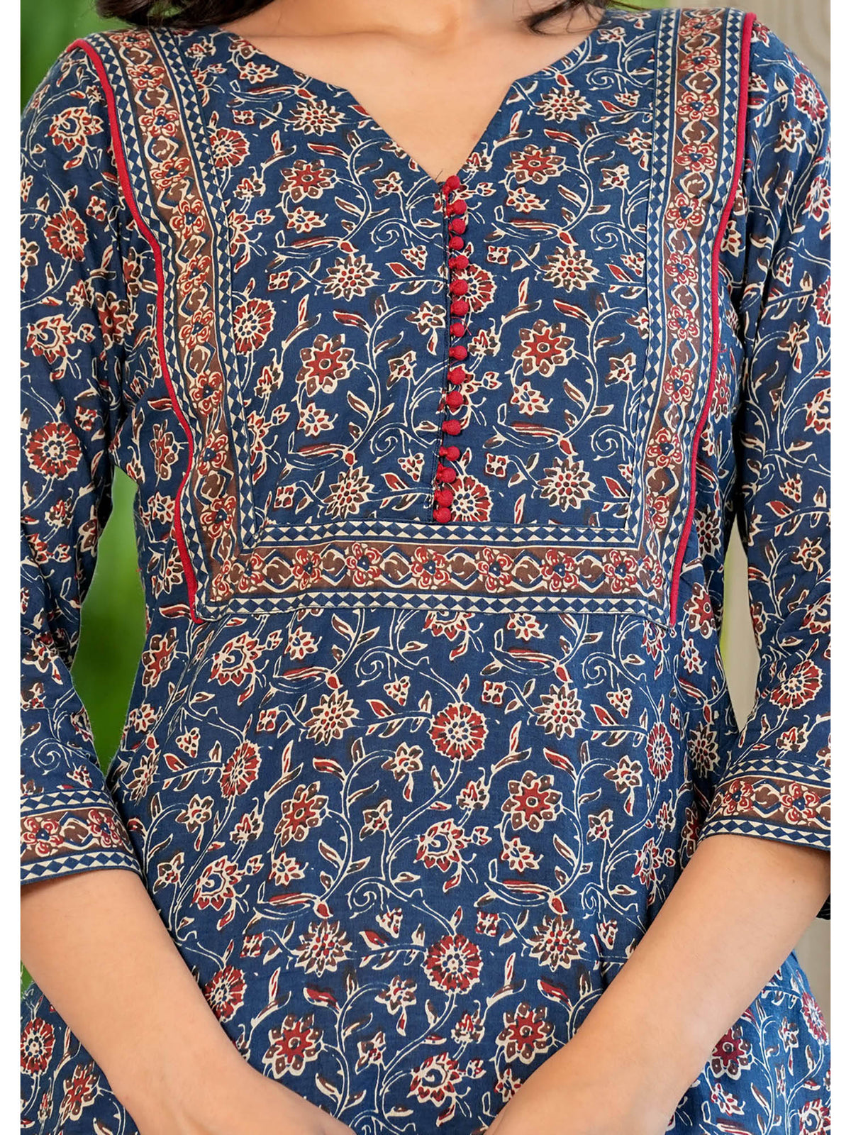 Womens Floral Printed Straight Cotton Navy Blue Kurta | FY93 - view 5