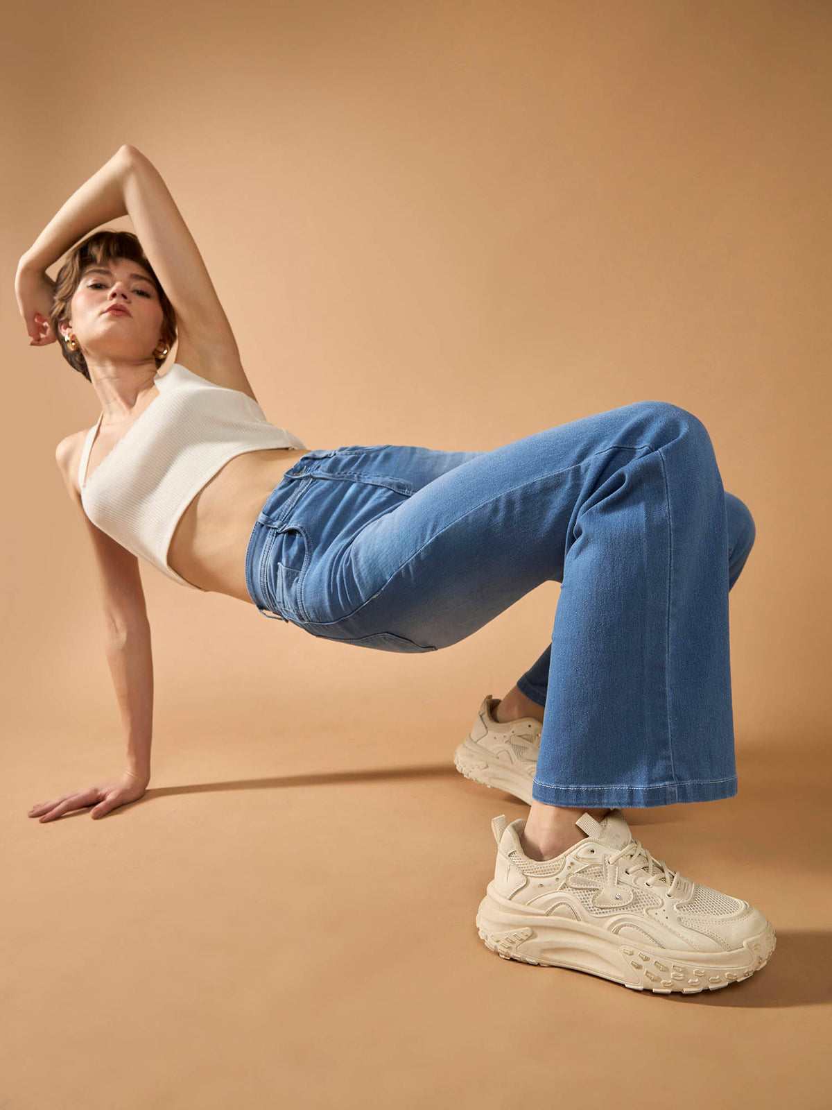 Women's Blue Solid Regular Fit Jeans | ST23 - view 6