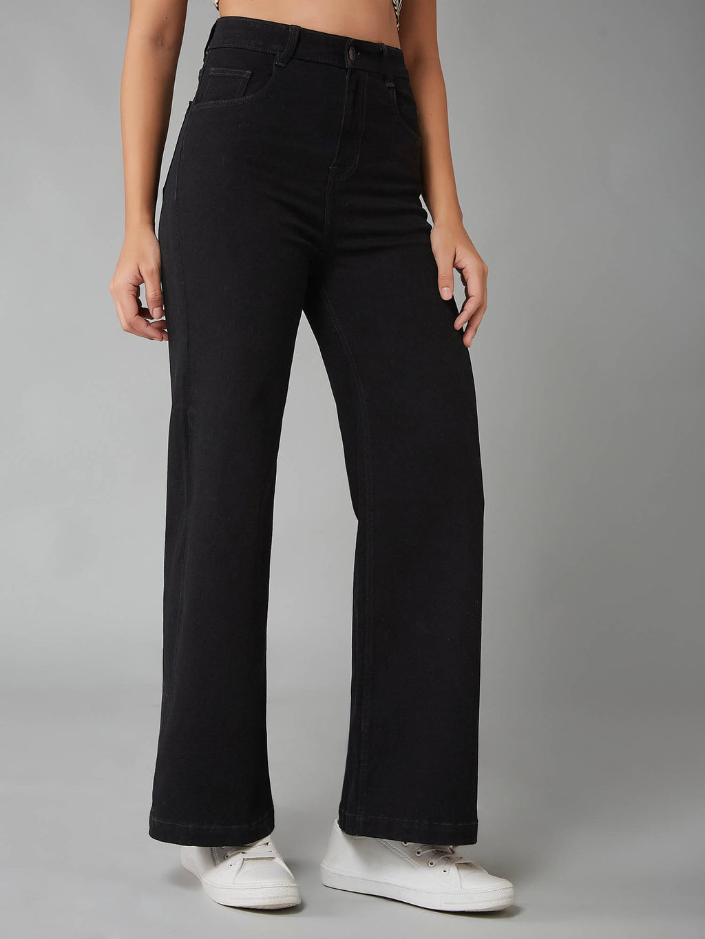 Women's Black Solid Regular Fit Jeans | ST23 - view 3