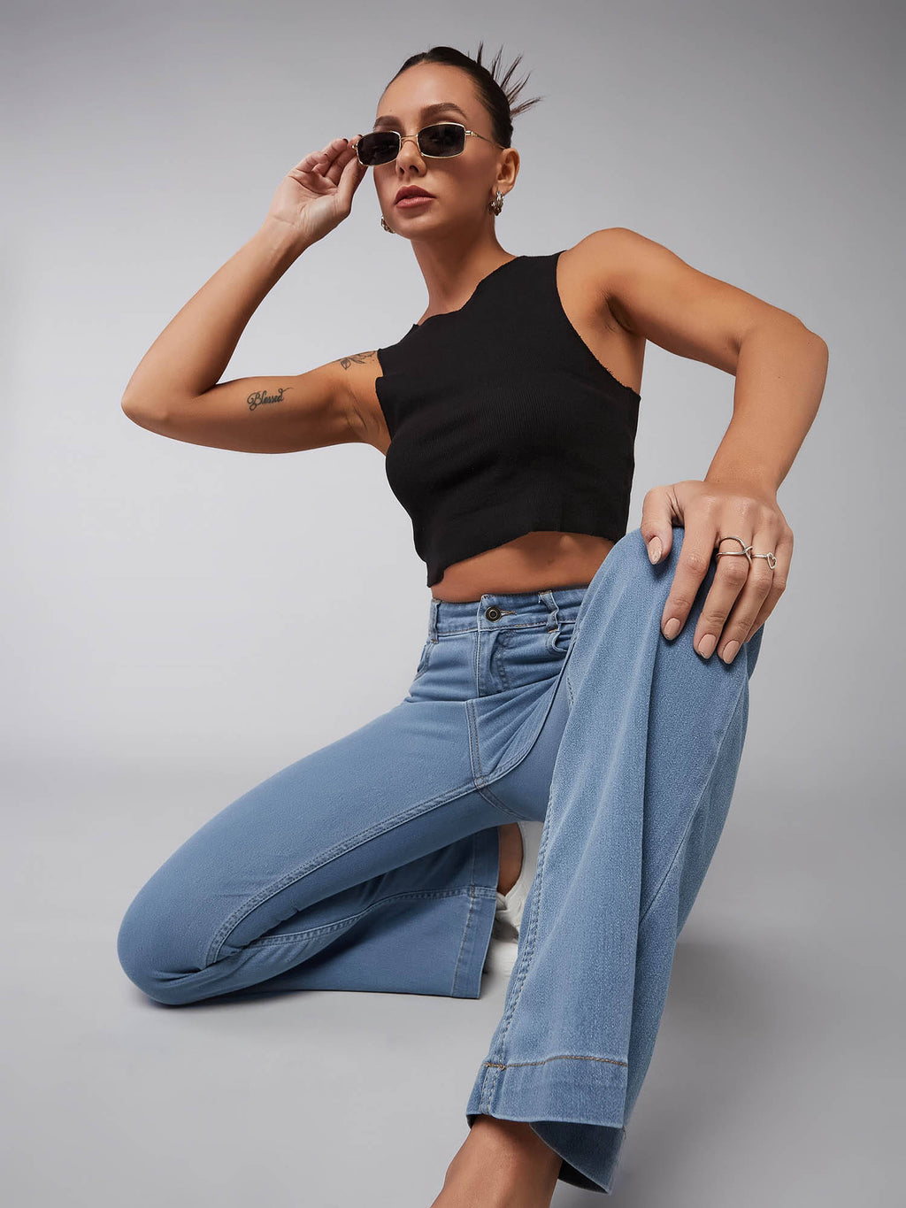 Women's Blue Solid Regular Fit Jeans | ST23 - view 5