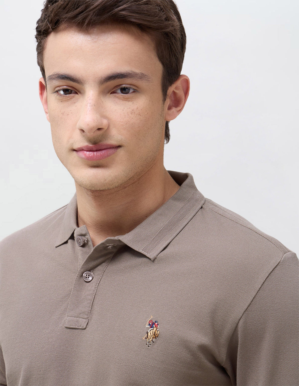 Solid Slim Fit Polo Shirt USP0