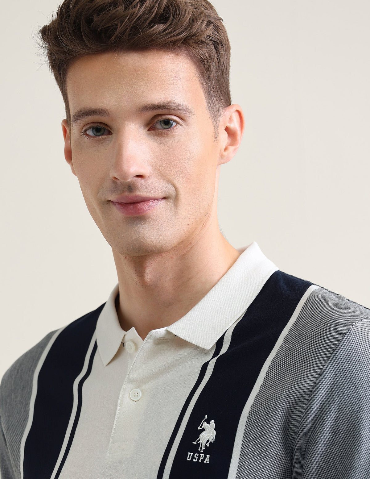 Colourblocked Slim Fit Polo Shirt USP0