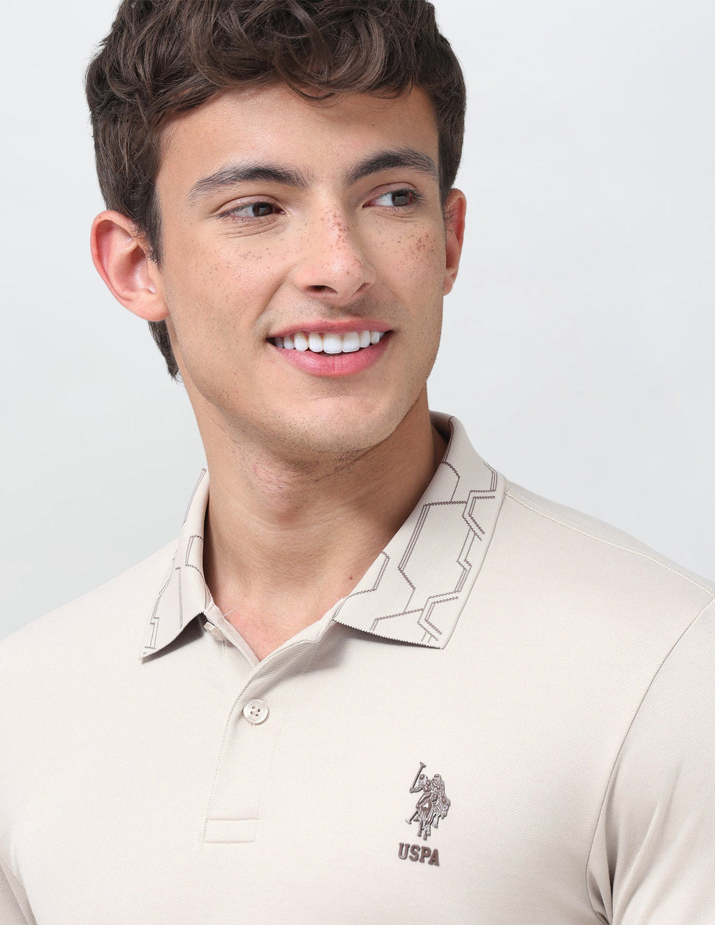 Solid Slim Fit Polo Shirt USP0