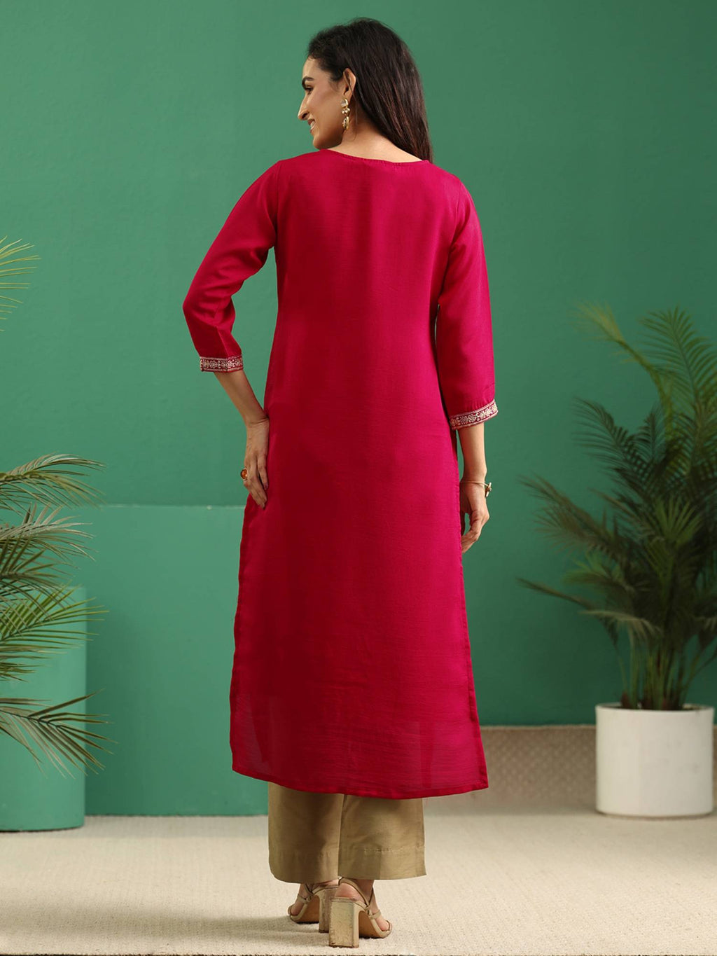 Red Embroidered Silk Blend Kurta | KDG - view 4