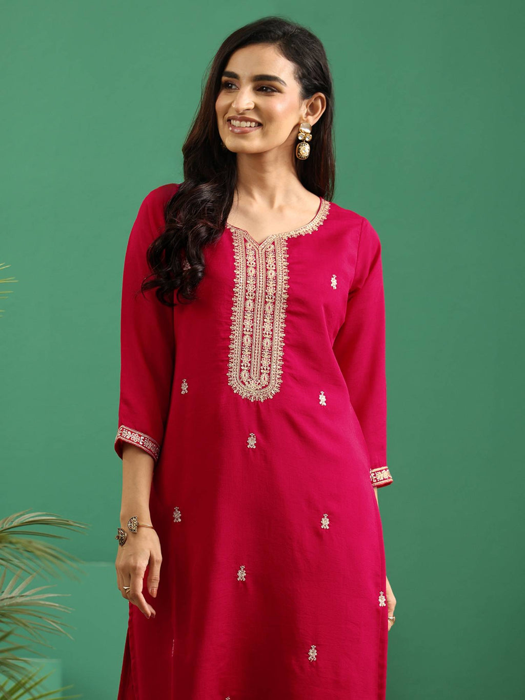 Red Embroidered Silk Blend Kurta | KDG - view 5