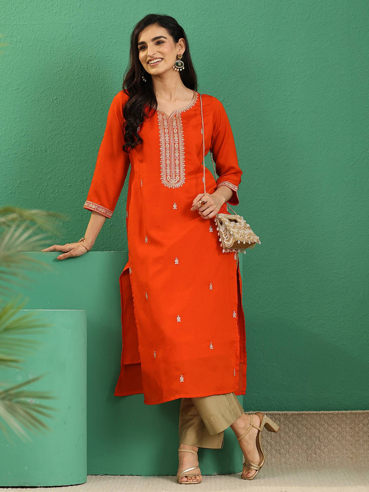 Red Embroidered Silk Blend Kurta | KDG - view 12