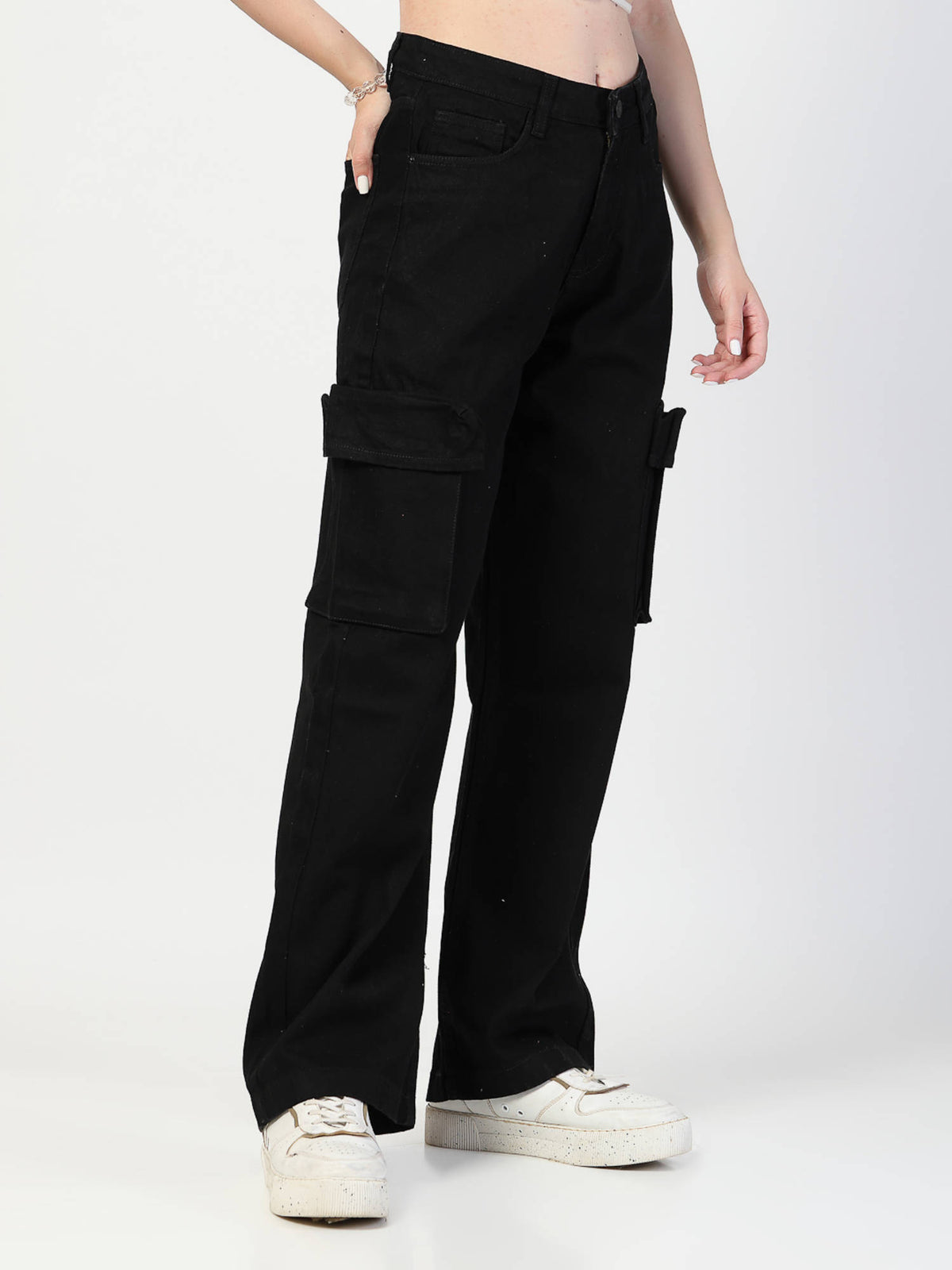 Black Relaxed Fit Cargo Jeans | RF89 - view 4