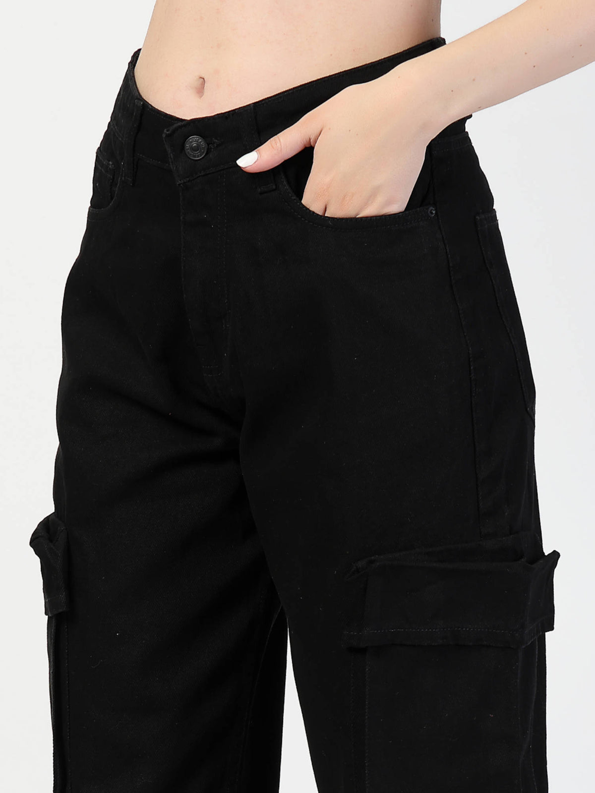 Black Relaxed Fit Cargo Jeans | RF89 - view 5