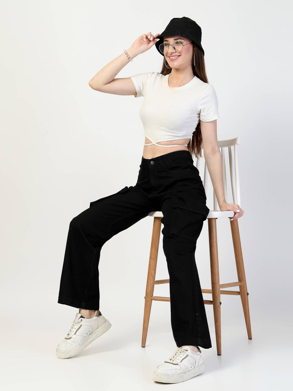 Black Relaxed Fit Cargo Jeans | RF89 - view 6