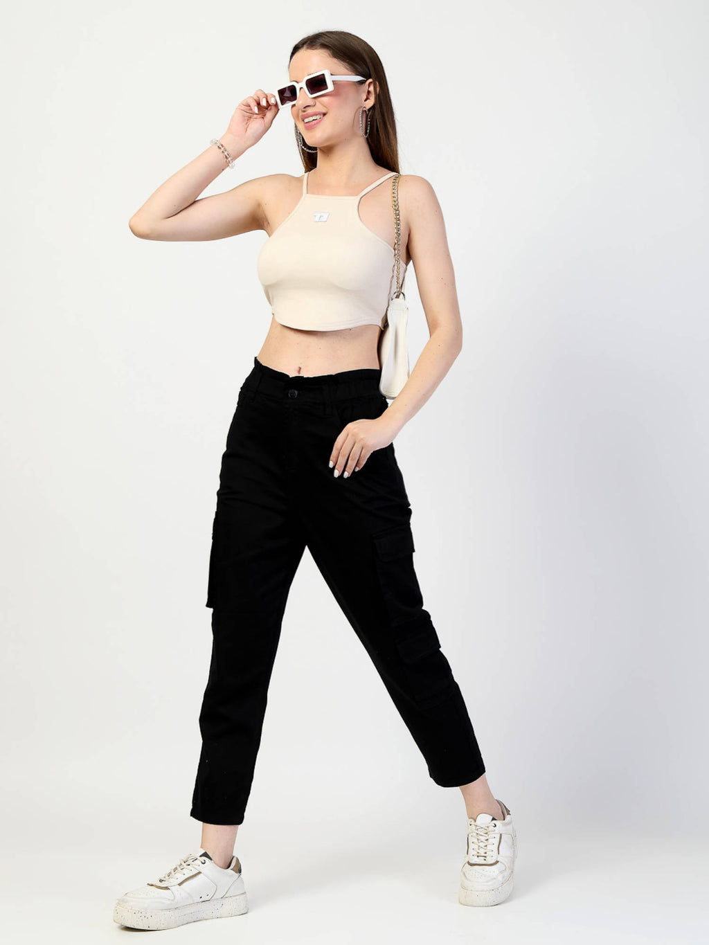 Black Relaxed Fit Cargo Jeans | BG78 - view 6